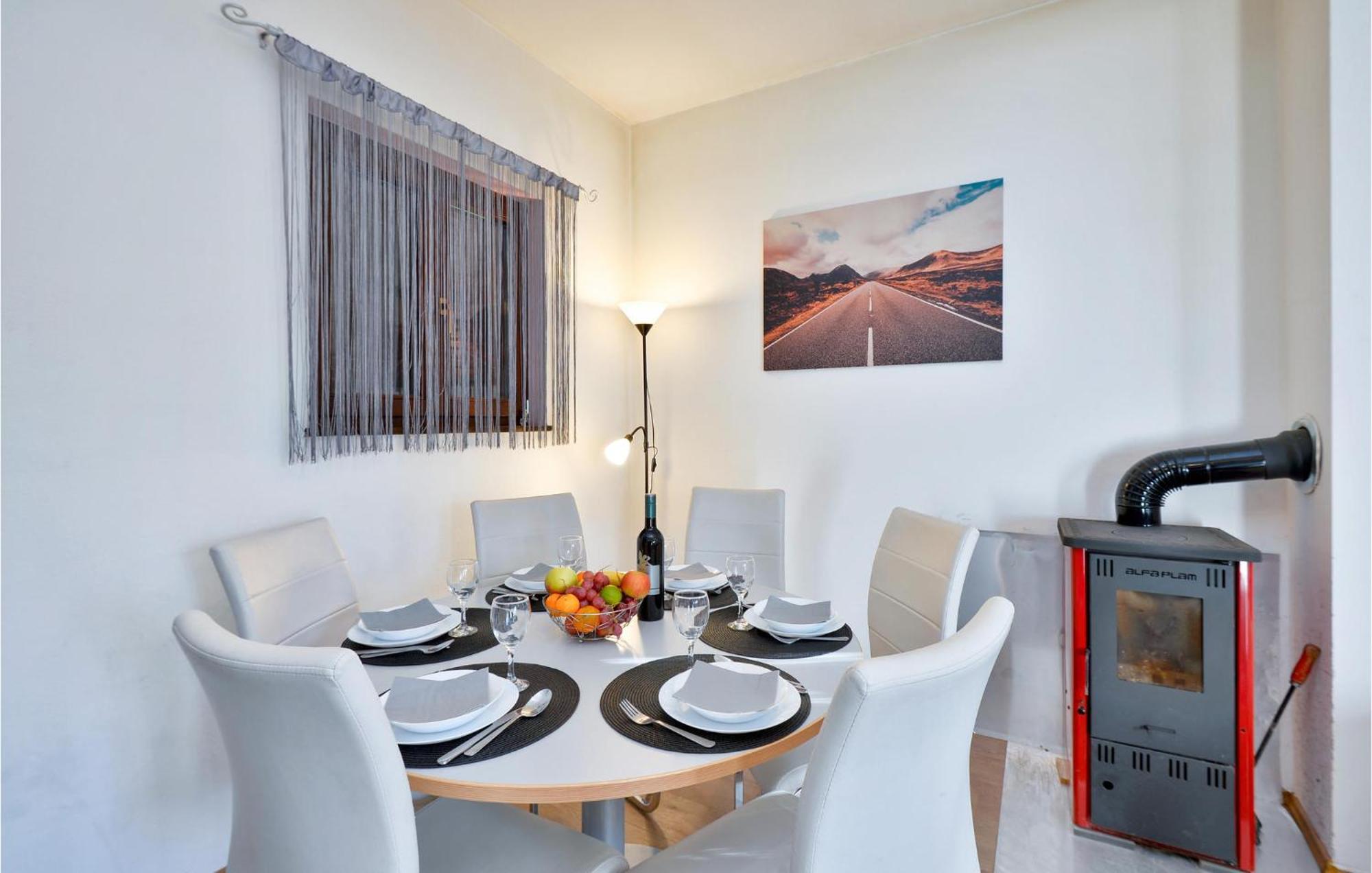 2 Bedroom Gorgeous Home In Gornje Stative المظهر الخارجي الصورة